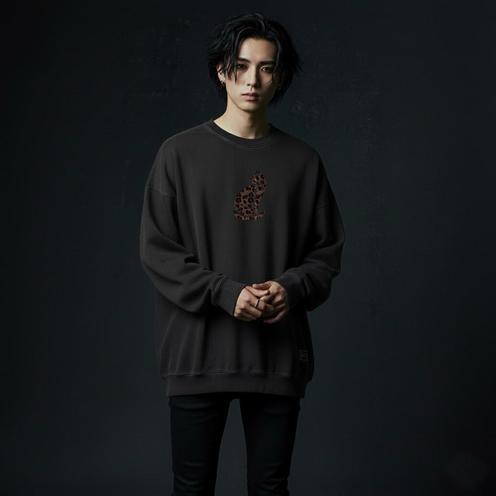 EIGHTVOLUME Ev Leopard Cat Pigment Sweatshirt (Dark Gray)