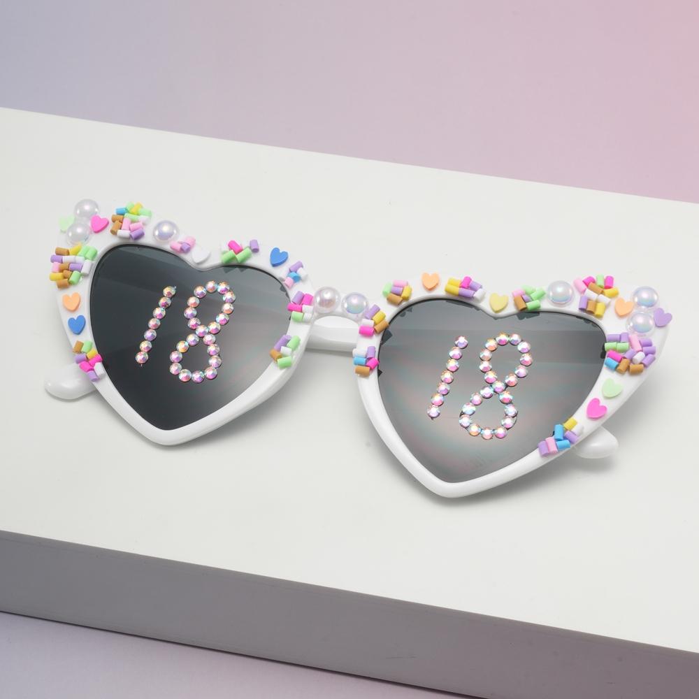 Lovely Birthday Gift with Diamond-encrusted and Pasted Sunglasses for Women Cute Sun Glasses Romantic Party Gift