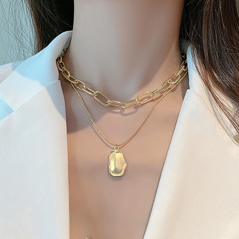 VKME Fashion Layered Pearl Flower Pendant Necklace Female Small Daisy Pearl Chain Collar Necklace Bohemian Vintage Jewelry Gift