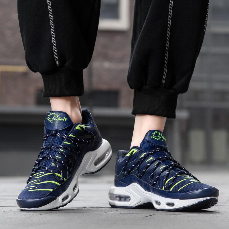 Men Sneakers Running Fashion Outdoor Jogging Sports Shoes Mesh Breathable Cushioning Black Basket Footwear Male Plus Size 39-46