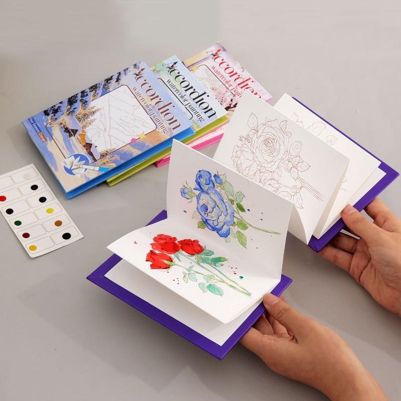 Складная книга-раскраска акварелью с контурными рисунками. В комплекте: краски, кисти, блокнот. Для начинающих. Раскрашивание, скетчинг, копирование иллюстраций.
