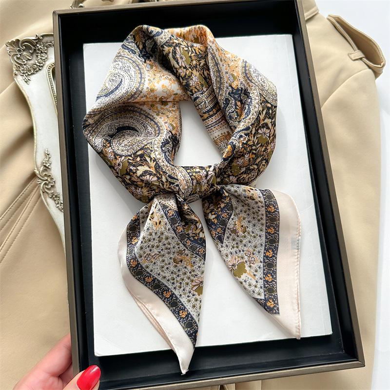 70 * 70cm New Silk Small Square Scarf For Women'S Neck Protection Professional Scarf Versatile Hair Tie Headscarf Scarf