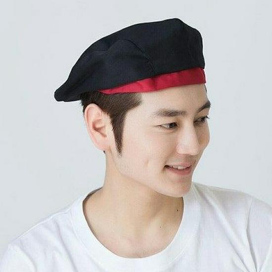 Chef & Waiter Beret: Work Hat for Restaurants, Hotels, Cafes, and Food Delivery