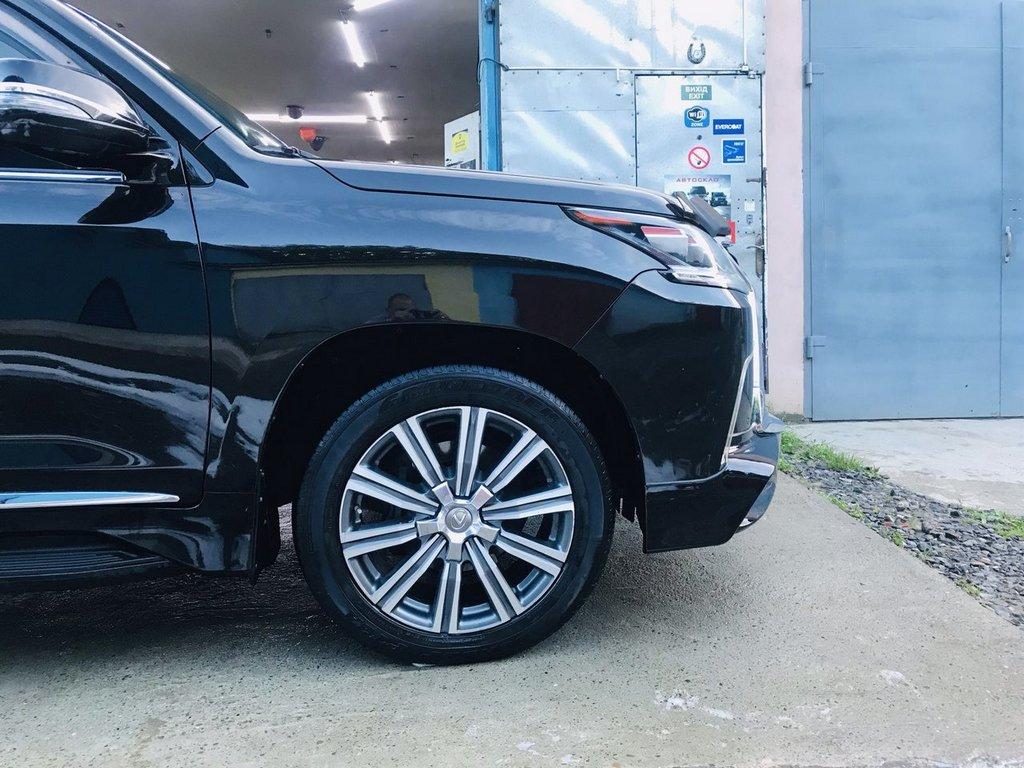 Молдинги (дизайн 2016-2025) для Lexus LX570 / 450d