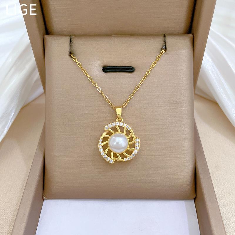 Necklace Earrings Set Light Luxury Rotating Pearl Full Of Diamonds Personality Temperament Banquet Earrings Item Group