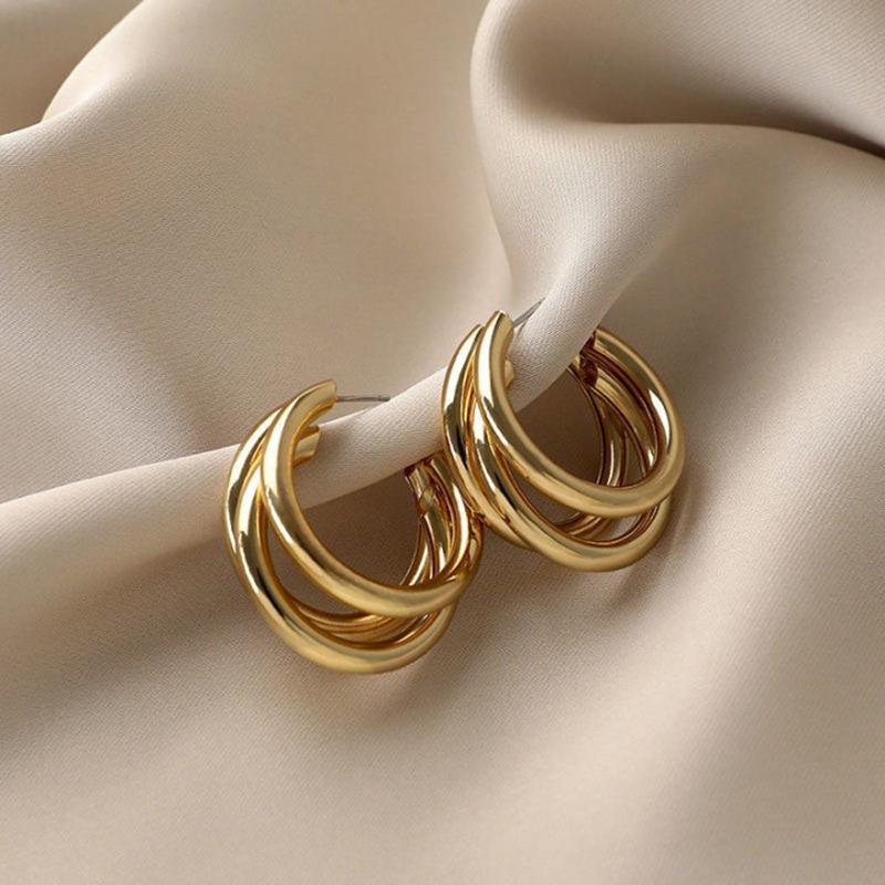 1Pair Minimal Design Metal Exaggerated Geometric Ear Stud Earrings For Women Girls Fashion Temperament Jewelry Party Accessorie