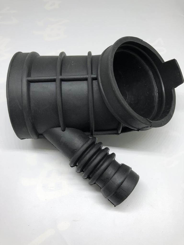 BMW E46/E39/E38/E36 Air Filter Intake Pipe with Dust Cover, Part No. 13541435627.