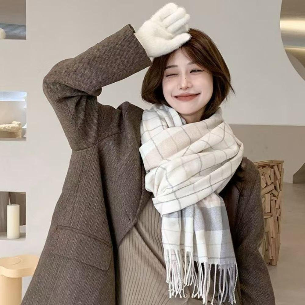 Korean Style Women's Cashmere Scarf Thickened Winter Neck Warmer Checkered Scarf  Autumn Winter