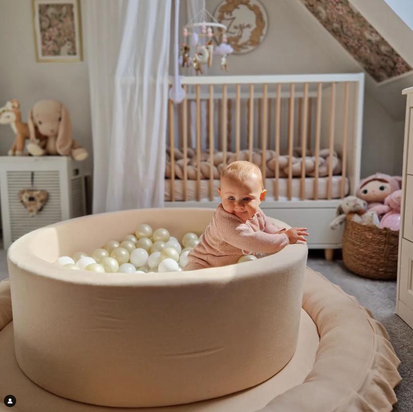Foam playground with hill and pool, micro beige + 100 balls: pearl, light pink, old gold