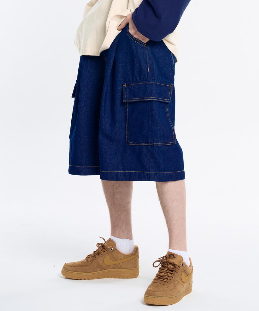 CONTROBANAL3 Raw Denim Wide Cargo Shorts [Indigo]