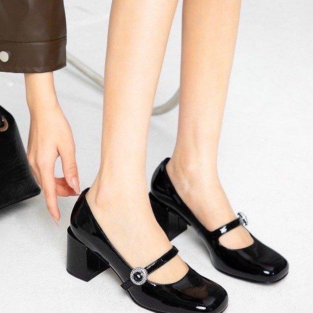 2024 Новые женские босоножки Летние удобные высокие каблуки Толстый каблук Открытый носок Нескользящие мягкие женские босоножки на платформе