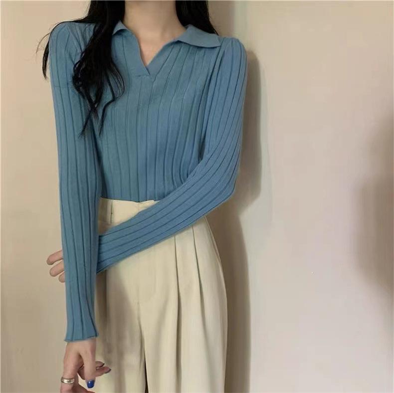 Весенняя облегающая рубашка с V-образным вырезом и длинными рукавами, с внутренней трикотажной подкладкой, модная и простая, в полоску, новый темпераментный свитер для женщин