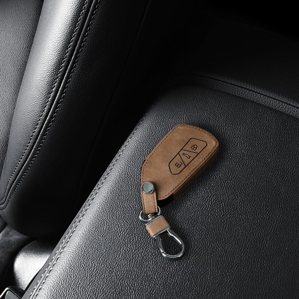 kwmobile Чехол для ключа автомобиля VWGolf 8 3-кнопочный ключ автомобиля совместимый-кожаный чехол для ключа чехол для ключа автомобиля защитный чехол коричневый
