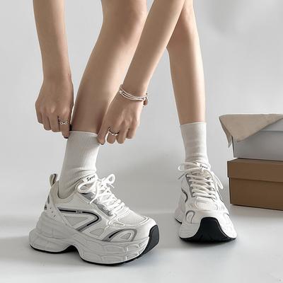 Женская обувь – Кроссовки