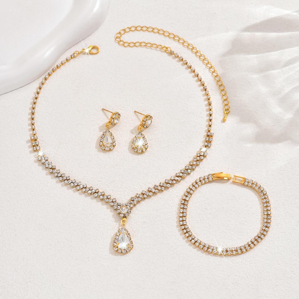 New Jewelry Metal Diamond Necklace Earrings Two-piece Wedding Bride Jewelry Set Combination