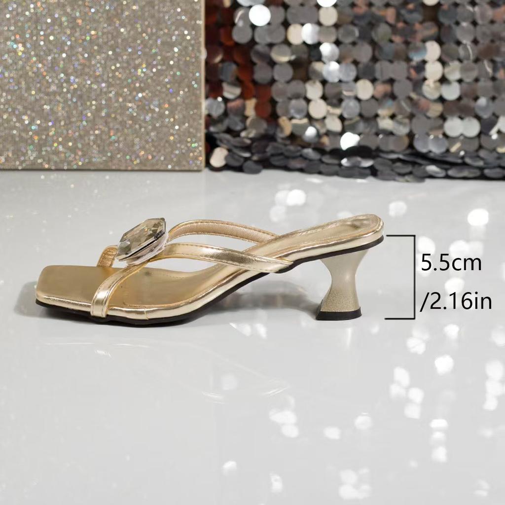 Fashion Women Sandals 2025 Summer Fashion Design Low Heel Shoes Metal Buckle Casual Outdoor Beach Sandals Women Shoes Zapatos Mujer