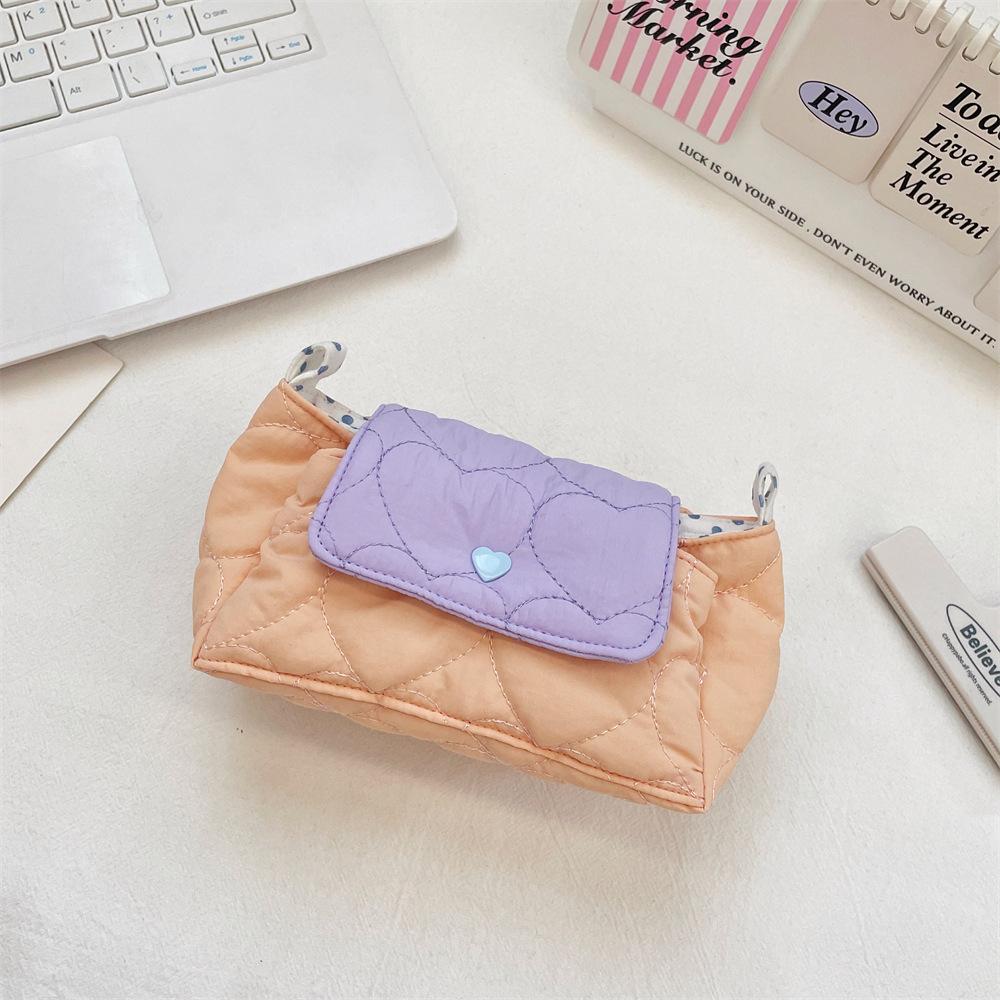 Korean Quilted Love Storage Bag Portable Coin Purse CCD Camera Bag Lipstick Skin Care Product Storage Bag