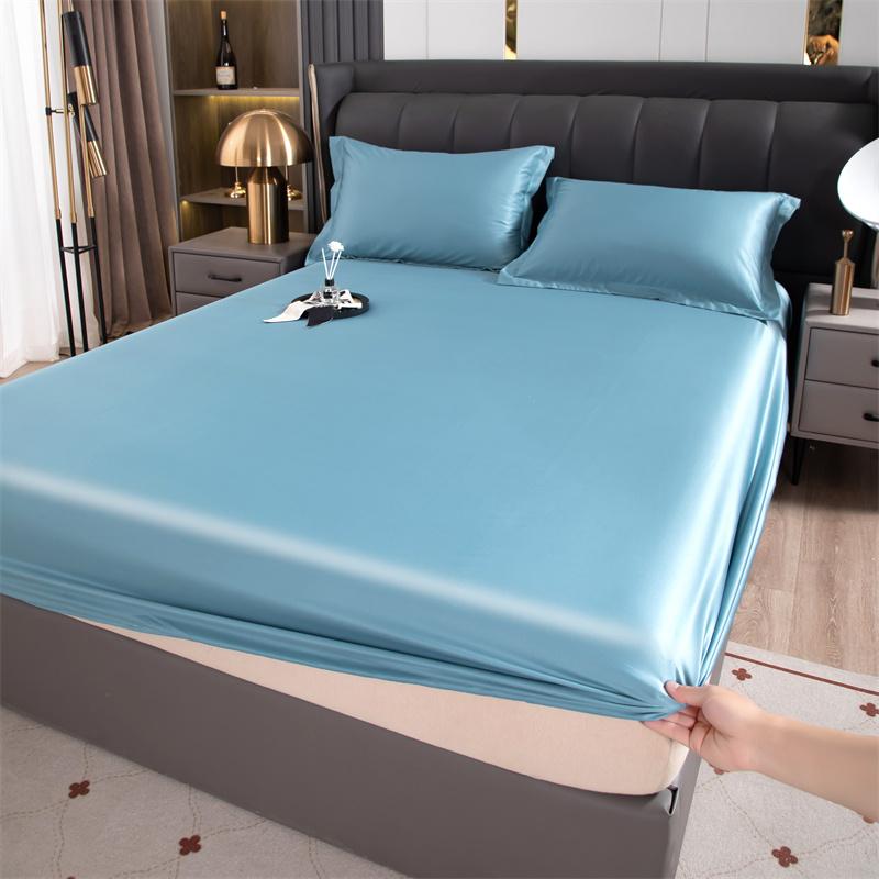 Simple Grey Fitted Sheet Set Solid Color Ice Silk Bedspread with Pillowcases Luxury Smooth Soft Fitted Sheet with Elastic Band
