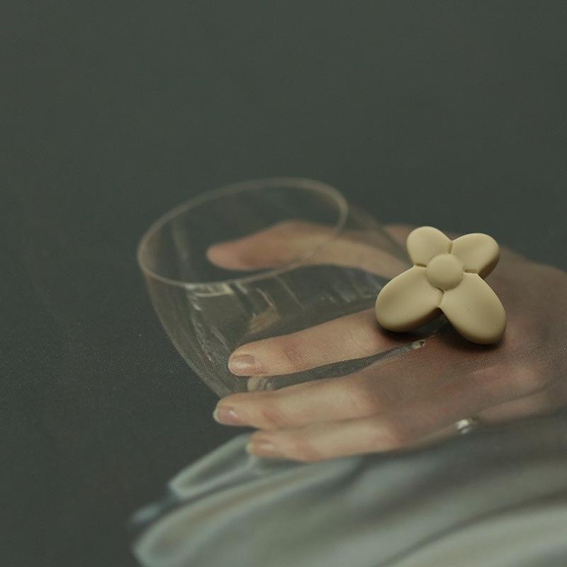 Xiaoxiang Простой стиль Пуговица-четырехлистный клевер Пуговица-бабочка для костюма Декоративные пуговицы Твидовый пиджак Пальтовая пуговица Женская