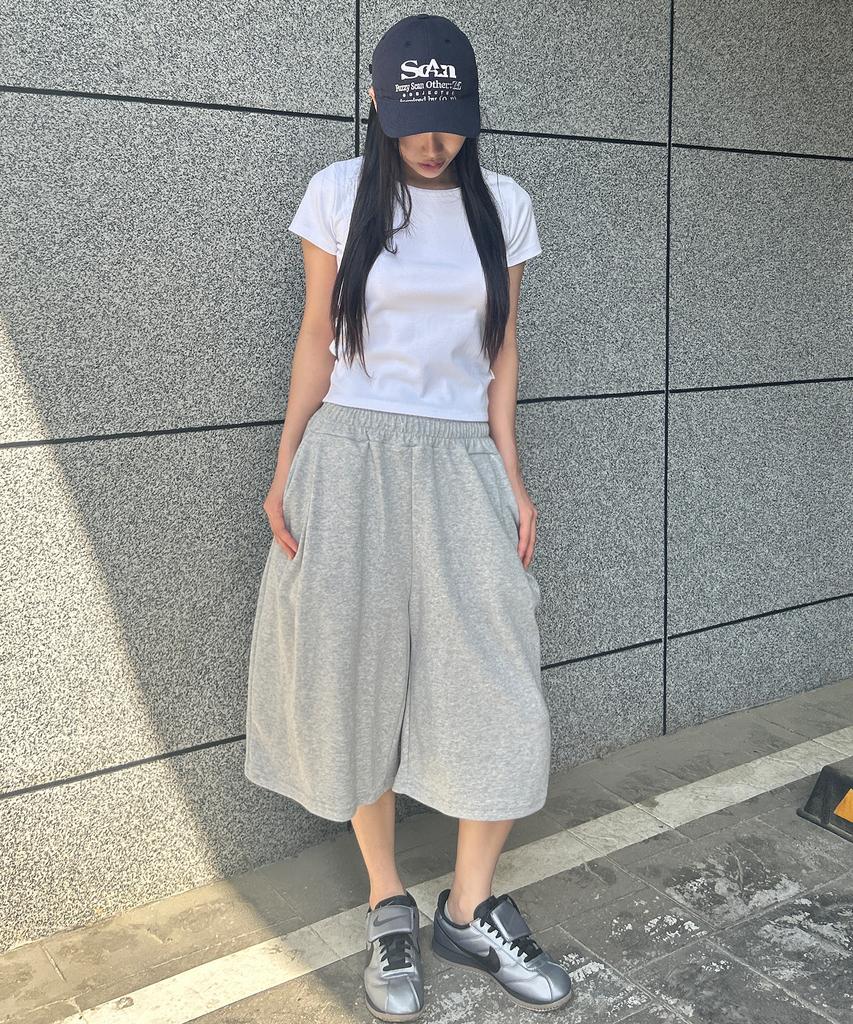 FUZZY SCAN Cross Eyelet Bermuda Pants Melange