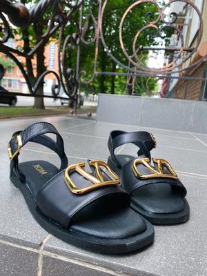 Босоножки женские Teona 487 37 Черный кожа