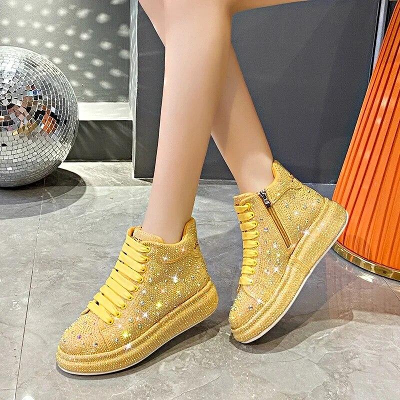 Новые осенние женские туфли на платформе со стразами, белые серебряные туфли на толстой подошве, кроссовки с блестящими кристаллами, трендовые повседневные ботильоны 43