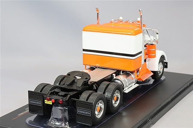 Ixo Scale Kenworth W925 1970 1/43 White/Orange
