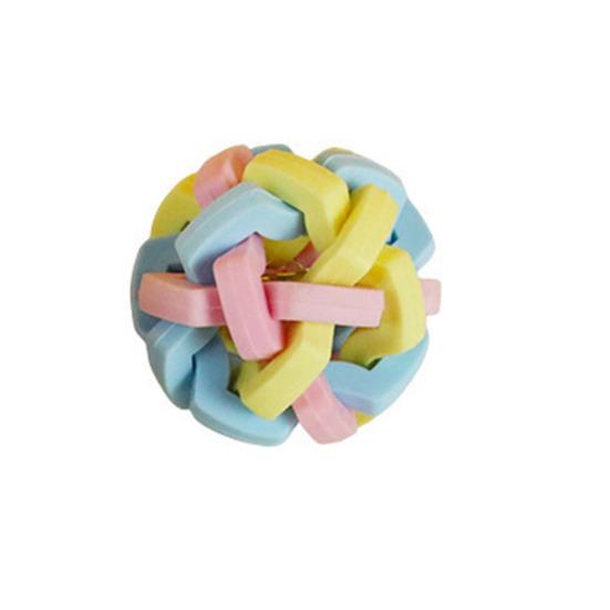 Жевательный мяч для собак Разноцветный переплетенный мяч с колокольчиком Резиновый интерактивный виляющий мяч Игрушка для жевания питомцев для снятия скуки и чистки зубов для собак кошек