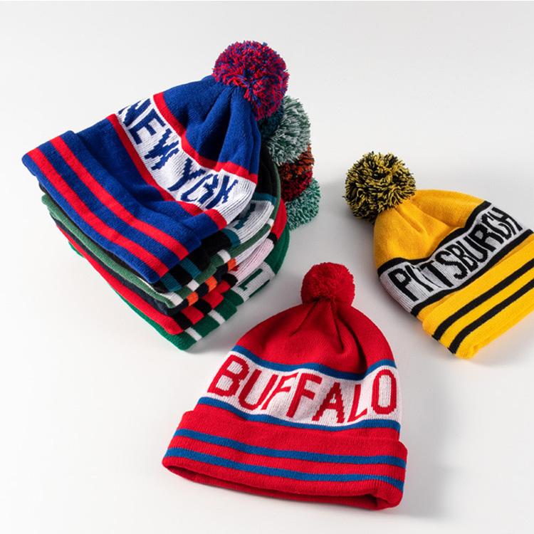 Soccer Skully Acrylic Unisex Jacquard Pom Pom Fisherman Winter Custom Jacquard Knit Beanies