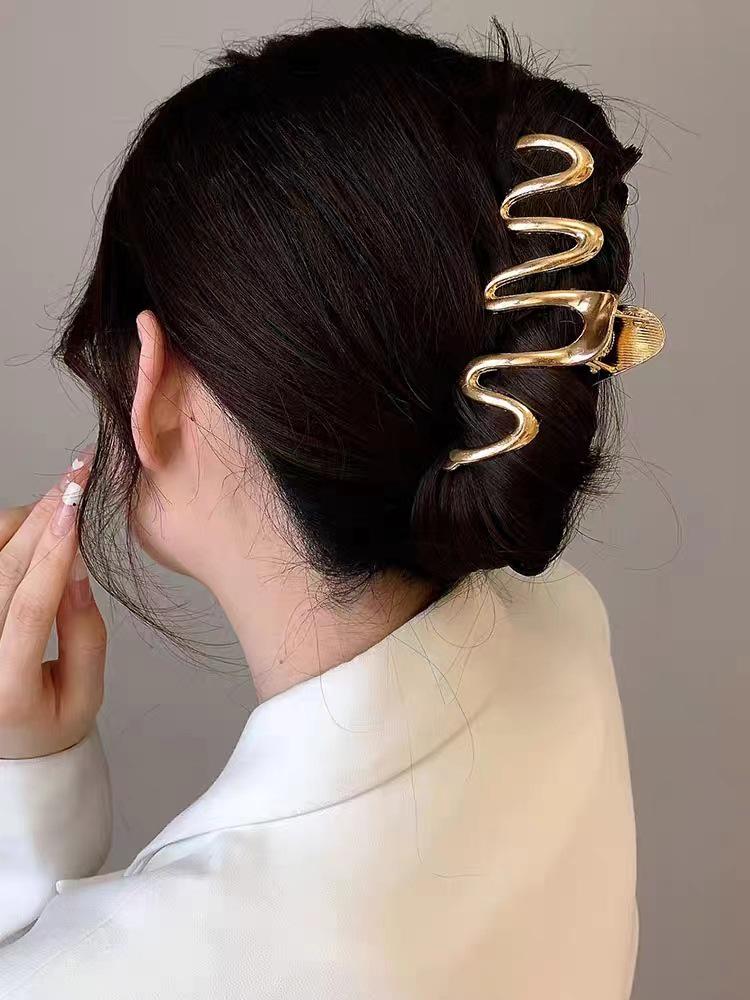 Премиальная металлическая заколка для волос «Акула» для женщин - Большая летняя заколка для волос, Уникальный дизайн