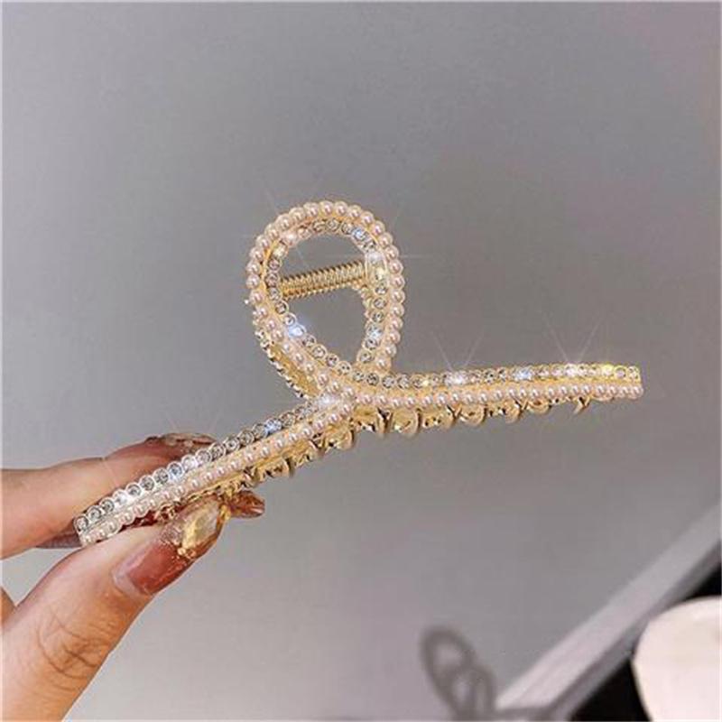 Elegant Metal Rhinestone Hair Claw Gold Color Hollow Geometry Hair Clips for Women Vintage Hairpin Hair Crab Hair Accessories