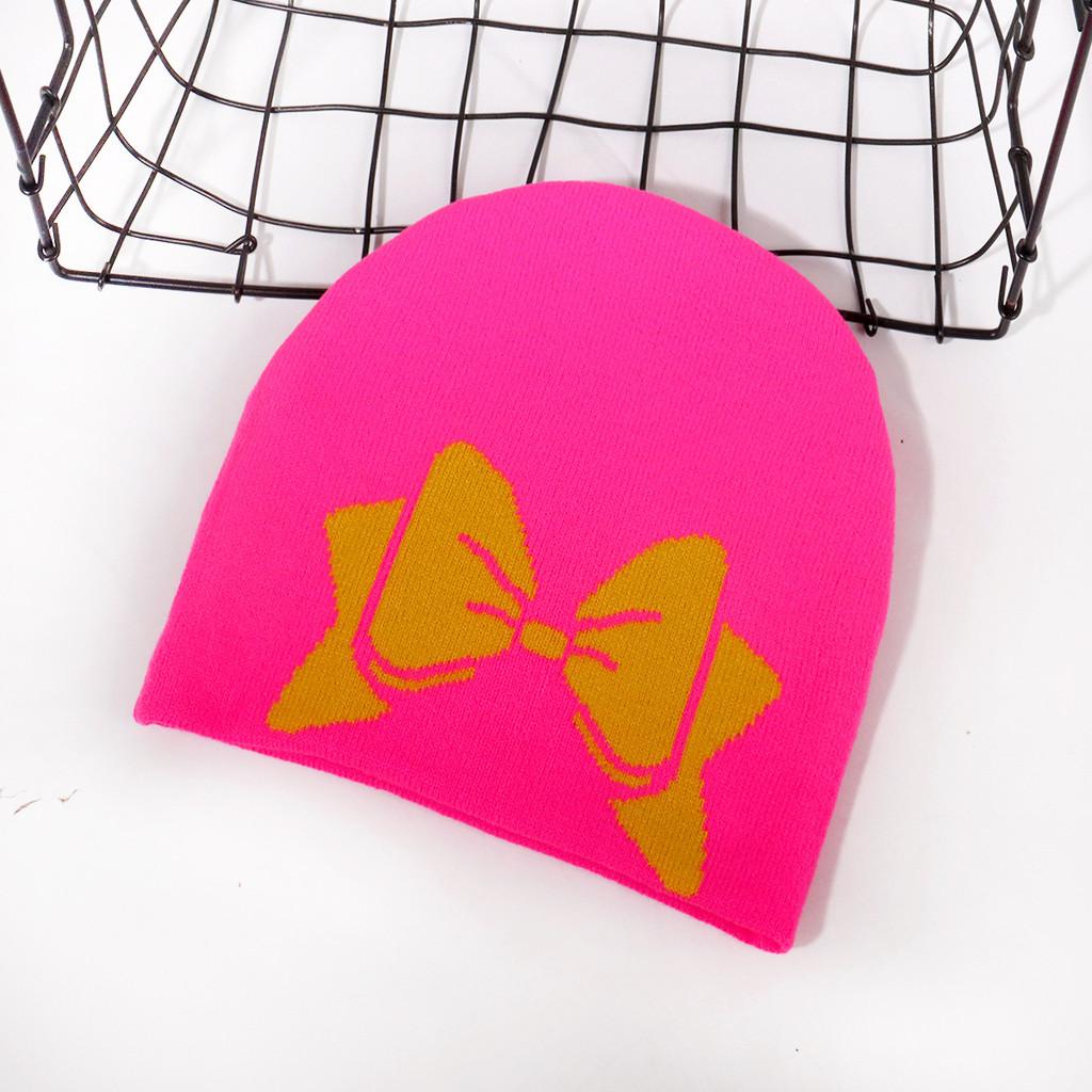 Animal In Spired Fish Pattern Knit Hat With Acrylic Material For Autumn Outdoor Activities