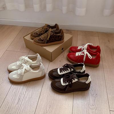 Женские ретро кроссовки из кожи с цветными блоками в немецком стиле - Осенняя коллекция 2025, Толстая подошва, Повседневный скейт-стиль