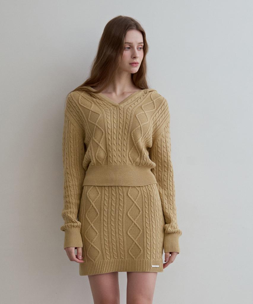 ODER Cable Crop Knit Hoodie - Beige