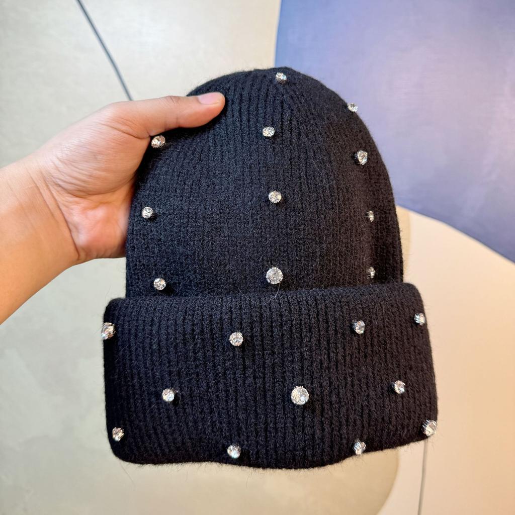 Шапка Зимняя Женская Новая Корейский Стиль Модная и Элегантная Вязаная Шапка со Стразами Уличный Стиль Кроличий Мех Теплая Шерстяная Шапка