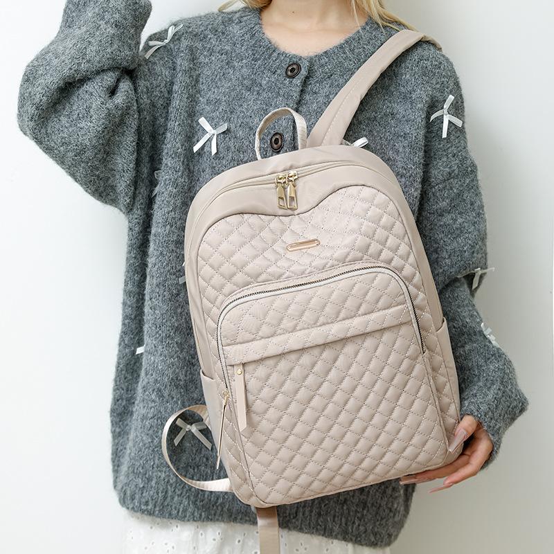 Travel Backpack Women's Large Capacity Lightweight Backpack School Bag