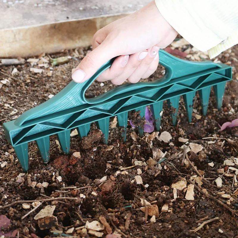 1-3PCS Seeds Spreader Seed-in Gardening Manual 12-Hole Soil Digger Portable Seeds Spacer Soil Puncher for Planting Seeds Soil Loosening