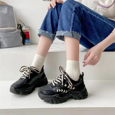 Женская обувь – Кроссовки