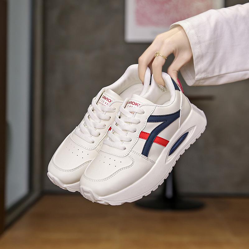 2025 осень новые инс корейская версия маленьких белых туфель студенческая мода платформа женская обувь универсальная повседневная тренд спортивная обувь F25