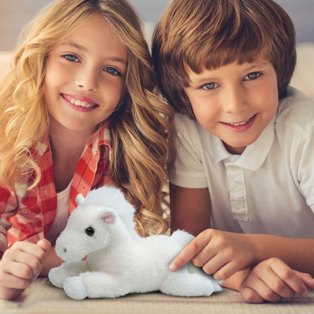 Плюшевые игрушки милые и подходят для подарков. Они сделаны из безопасных материалов как для мальчиков, так и для девочек