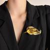 Vintage Metal Leaves Flower Shape Brooch for Women Unique Delicate Suit Corsage Pins Fashion Accessory Party Jewelry