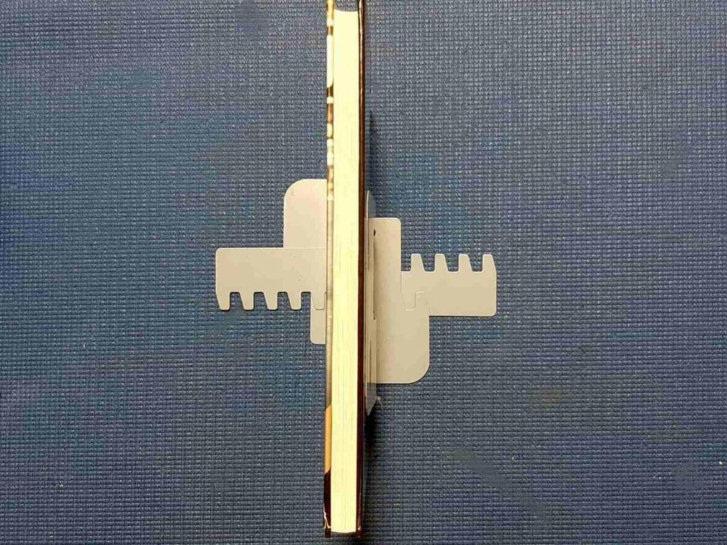 [Б/У] Иностранная книга Формула 1 в кадре 1960-69 F1 Обложка повреждена