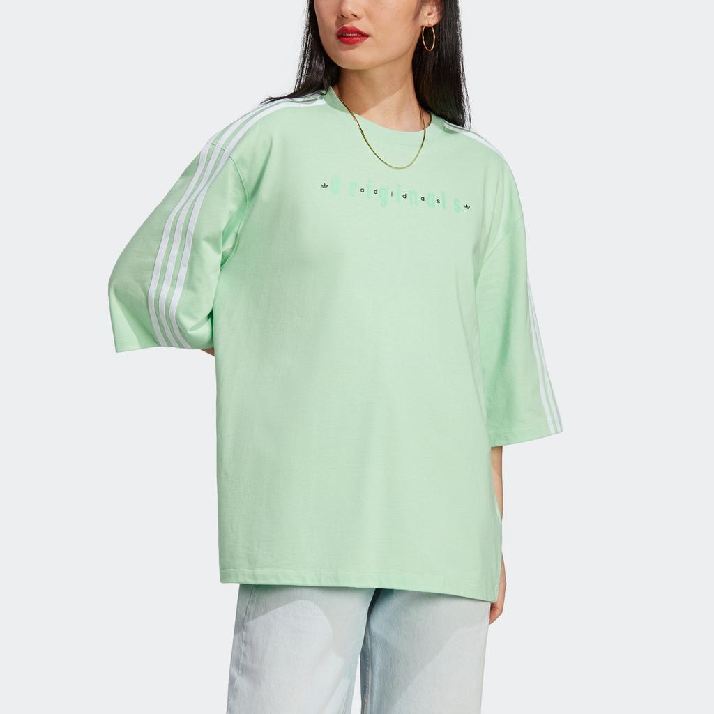 Adidas Оригинальная футболка оверсайз с принтом логотипа-буквы Женские топы Мятно-зеленый IQ3403