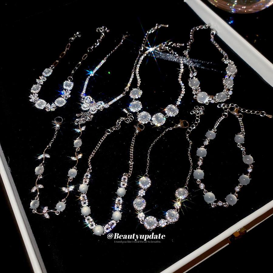 Корейский Минималистичный Браслет с Геометрическим Цветком из Кубического Циркония и Камнем Кошачий Глаз - Элегантное, Высококачественное Браслетное Украшение для Женщин