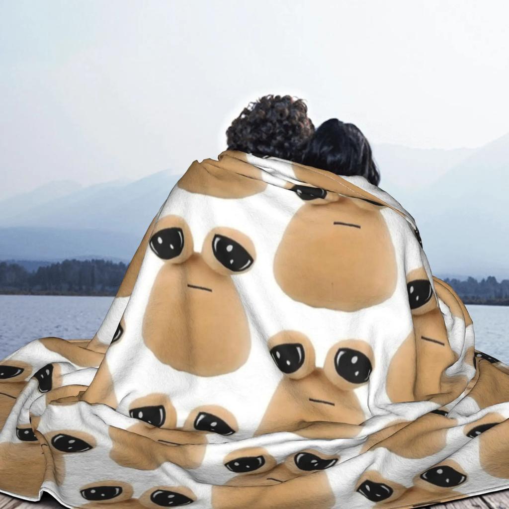 My Pet Alien Pou Flanell-Überwurfdecke, niedliche Cartoon-Decke für Bettwäsche, Auto, superwarme Tagesdecke