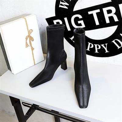 Модные простые женские ботильоны с квадратным носком, тонкий высокий каблук, искусственная кожа, черные, толстые каблуки, осень-зима, короткие ботинки