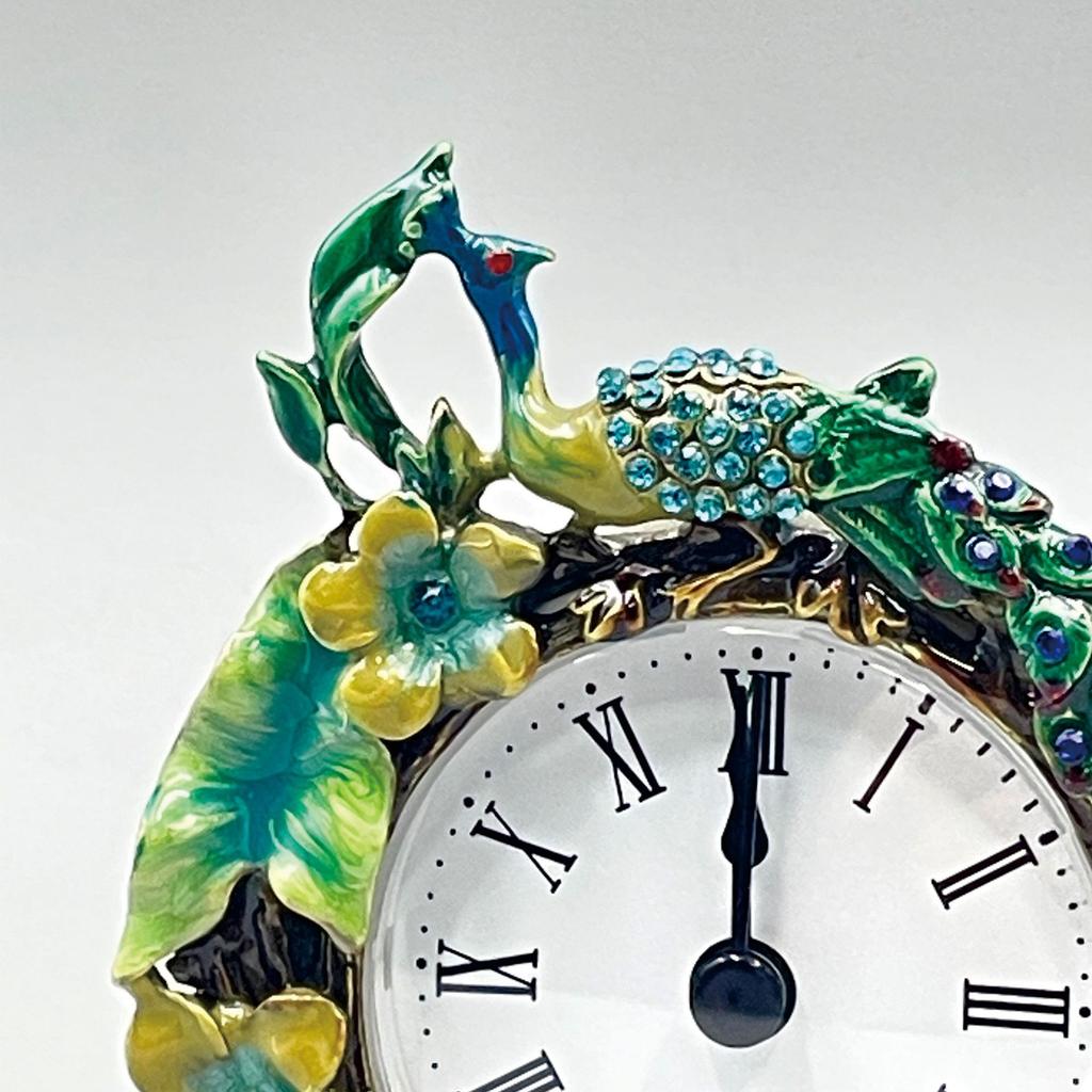 European Style Cute Fresh Green Peacock Desktop Clock New Mini Creative Clock Living Room Decorative Model Room
