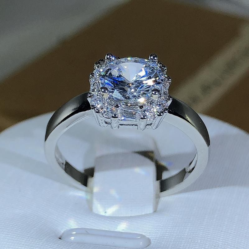Оригинальные Свадебные Кольца из Серебра 925 пробы с Четырьмя Лапками для Женщин Квадратные AAAAA Большие Белые Цирконы Помолвочные Кольца Ювелирные Изделия