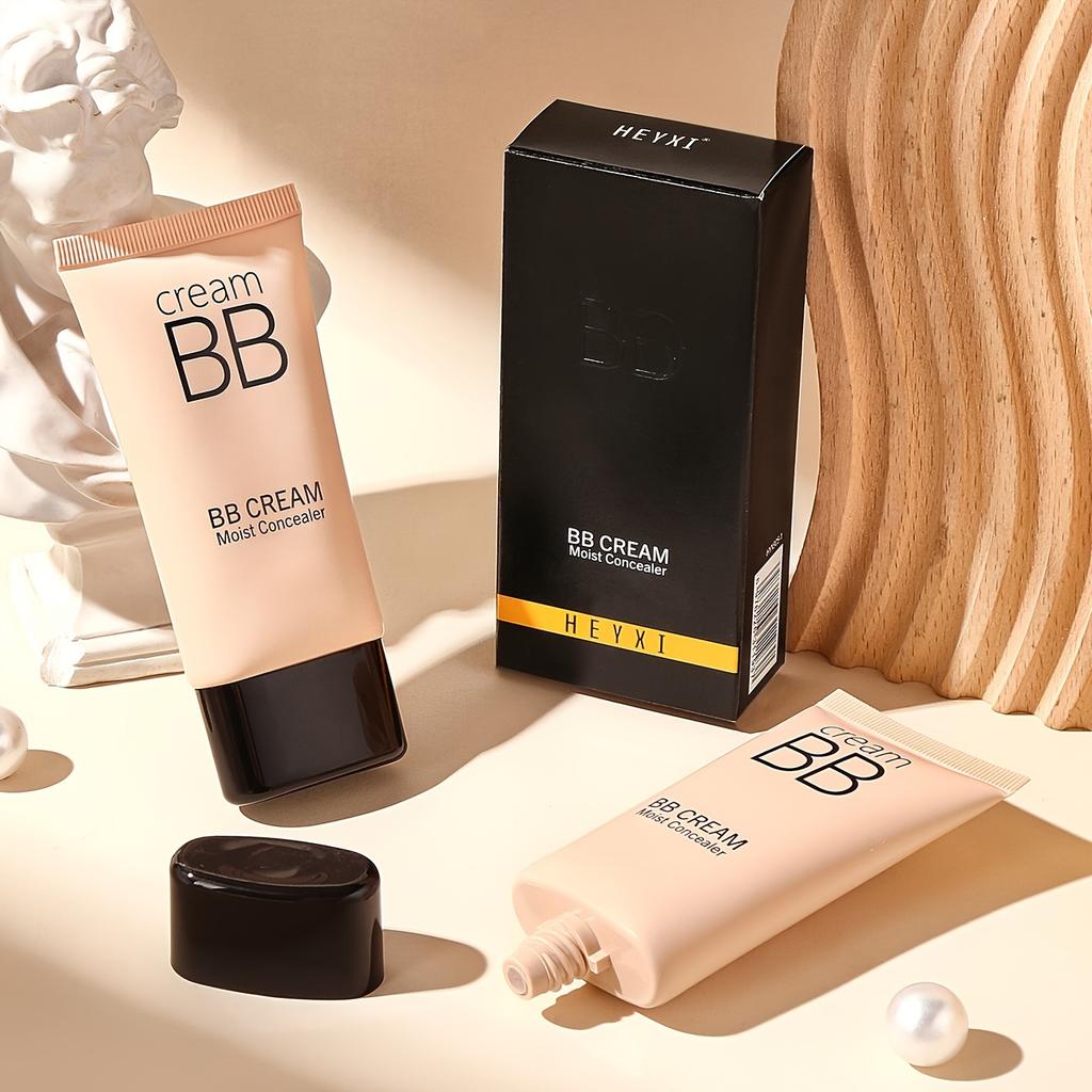 3-цветный увлажняющий BB-крем. Тональный крем. Безупречное покрытие и размытие пор. Консилер. Интенсивное увлажнение. Длительная коррекция цвета.