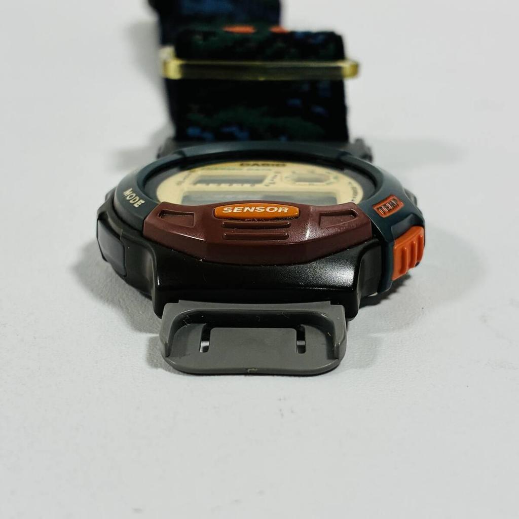 Заменена использованная батарея, рабочее состояние CASIO TSX-1200 THERMO DATA Casio Thermo Data Цифровые часы 90-х годов Оригинальная лыжная спецификация